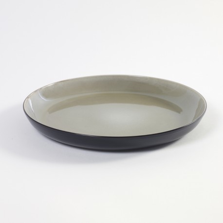 plat rond creux 29cm céramique Pure green Gris, Serax par Pascale Naessens