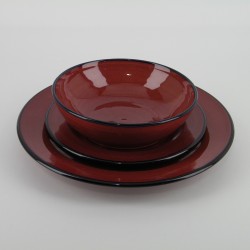 Service assiette design céramique Collection Sud rouge, Atelier Romain Bernex
