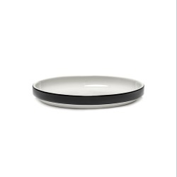 Vaisselle tendance porcelaine Passe-partout assiette plate basse tapas noir 18cm de Vincent Van Duysen, Serax