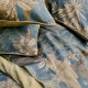 Garnier-Thiébaut - Parure de lit imprimée en satin de coton 120 fils/cm² Rainforest Bleu doré