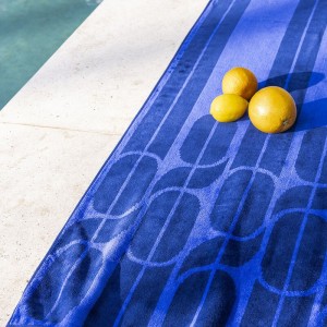 Serviette de plage éponge velours Marine Nautic, Le Jacquard Français 2