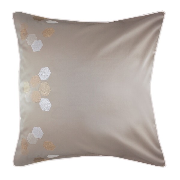 Garnier-Thiébaut - Taie d'oreiller carrée brodée en satin de coton 120 fils/cm² Hexagones Angora