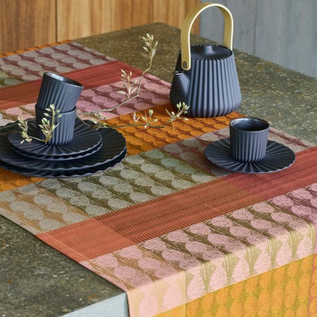 Chemin de table coton jacquard Mille Halos Prunus, Garnier-Thiébaut