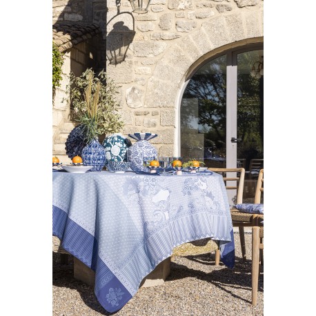 Nappe enduite sur mesure Promenade Impériale Lapis, Laize 180cm, Le Jacquard Français
