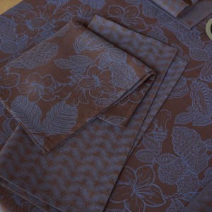 Serviettes de table coton Sulawesi Feuillage Terre indigo, Le Jacquard Français 2