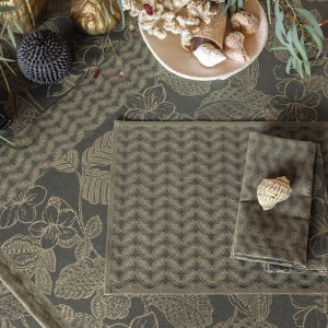 Sets de table enduits Sulawesi Feuillage Canopée, Le Jacquard Français 2