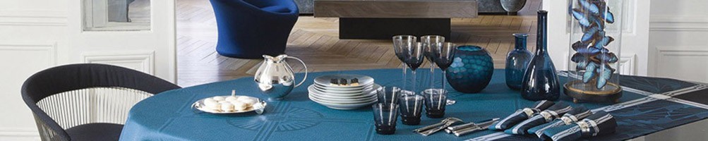 Linge de table et linge de maison haut de gamme - Nappe, Nappe enduite