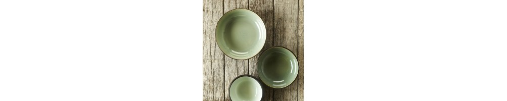 assiette design et assiette design Pure green serax